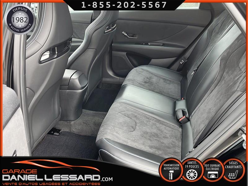 2023
Hyundai
Elantra