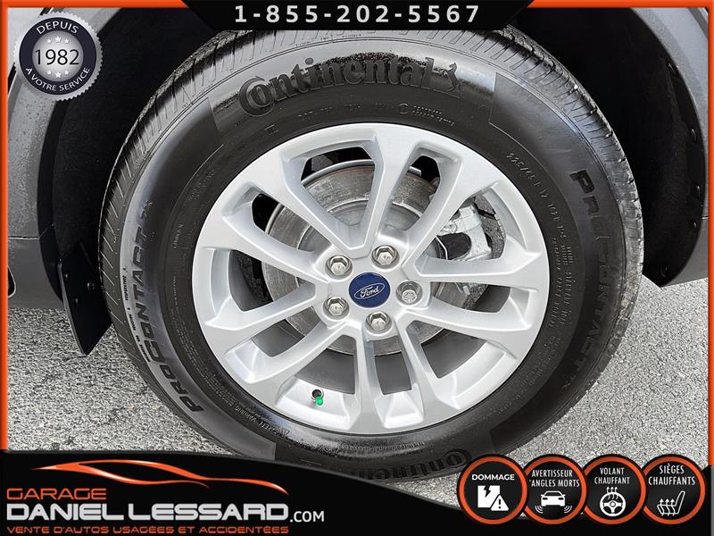 2022
Ford
Escape