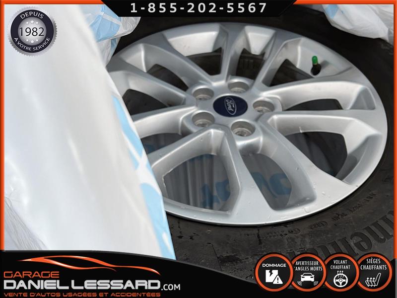 2022
Ford
Escape