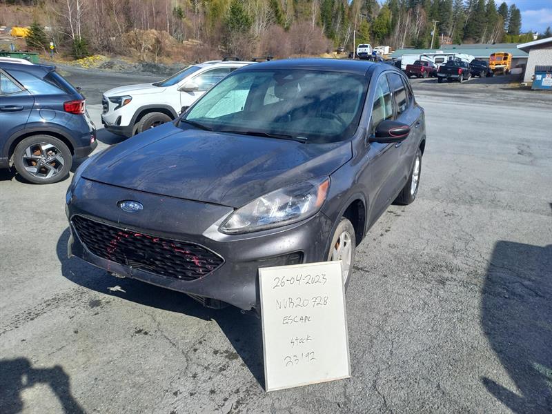 2022
Ford
Escape